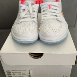 WMNS Jordan 1 Low SE