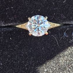 1.25ct Round Diamond Ring With 2 Side Stones, Lab Grown