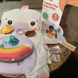 New Tummy Time Prop & Play 