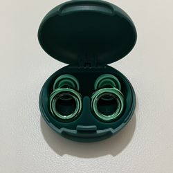 GREEN LOOP EARPLUGS W/ CASE