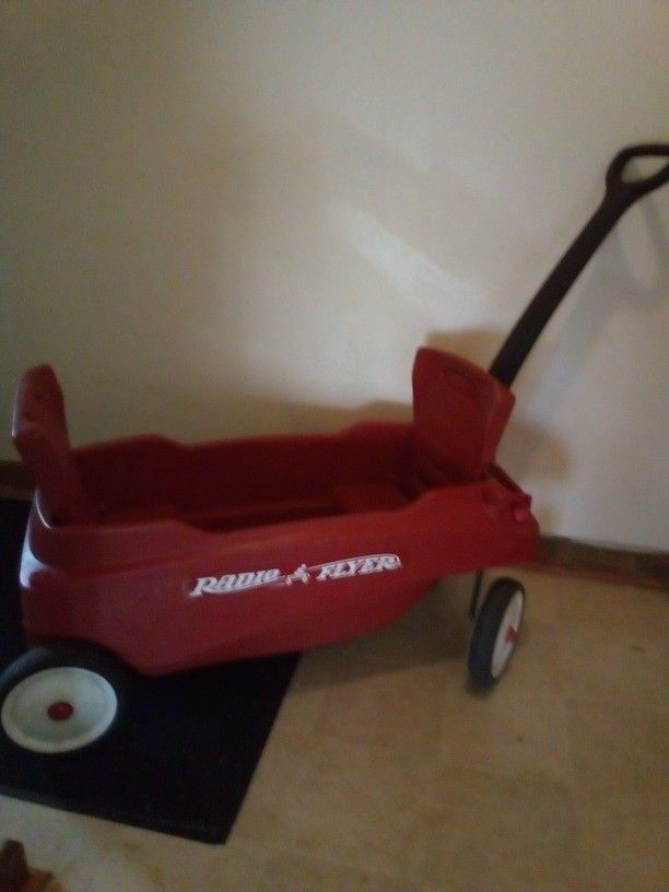 Radio Flyer Wagon