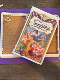 Disney Snow White VHS Pin Board 🍎