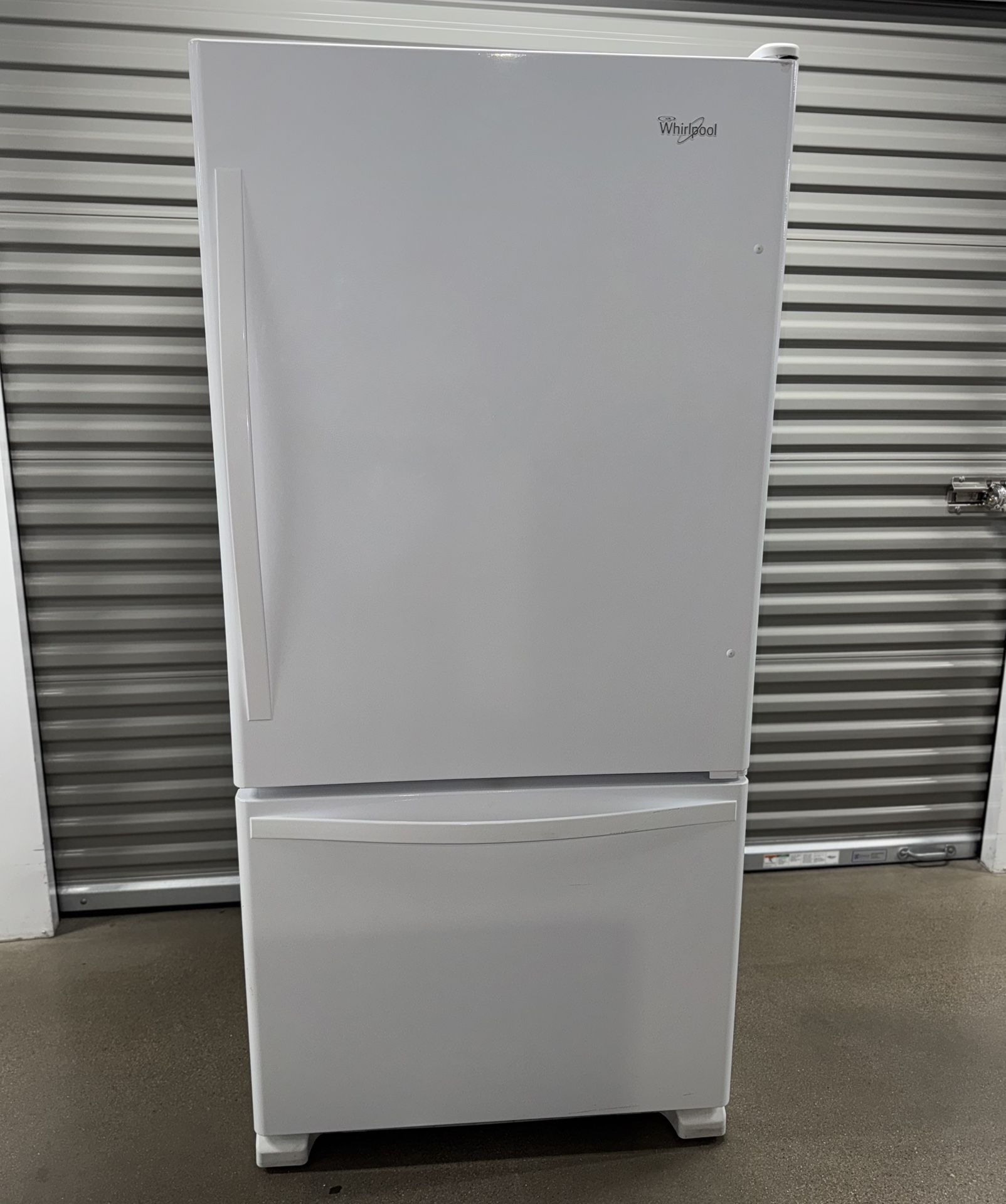 Whirlpool Refrigerator (DELIVERY AVAILABLE)