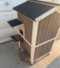 Outdoor Wooden 2 Story Cat House