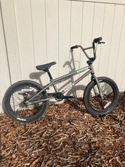 Boys youth kids BMX bicycle Stolen Agent 18” - 16.6”