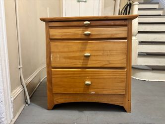 English / Español Solid Wood Chest of Drawers – Light Pine 4-Drawer Dresser | Cómoda de Madera Maciza – Pino Claro, 4 Cajones