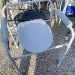 Cane Bathtub Chair Potty