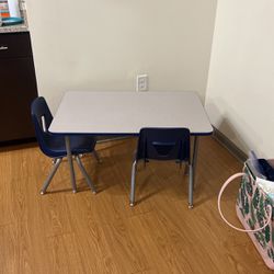 Kids Table With 2 Chairs