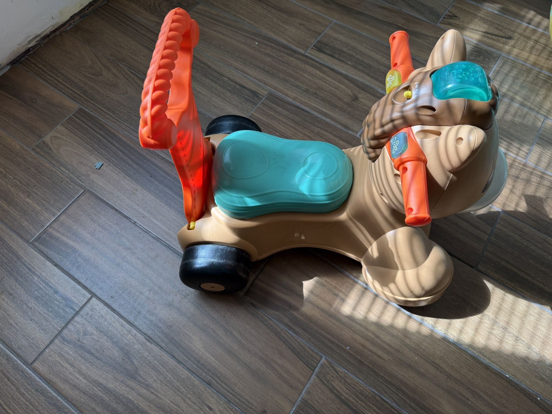 Car Fisher Price