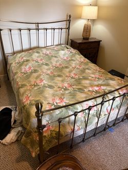 Queen Metal Bed