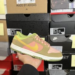 DS Nike Dunk Low Next Nature Sun Club Arctic Orange size 8.5