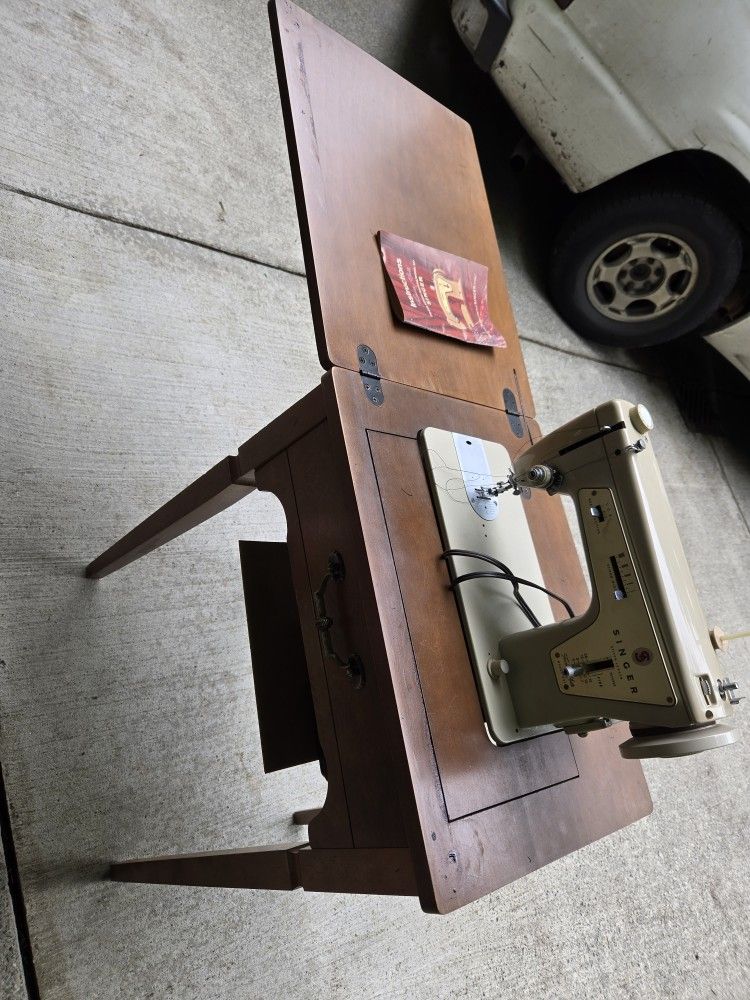 Singer Sewing Machine