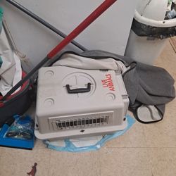 Medium Animal Travel Crate