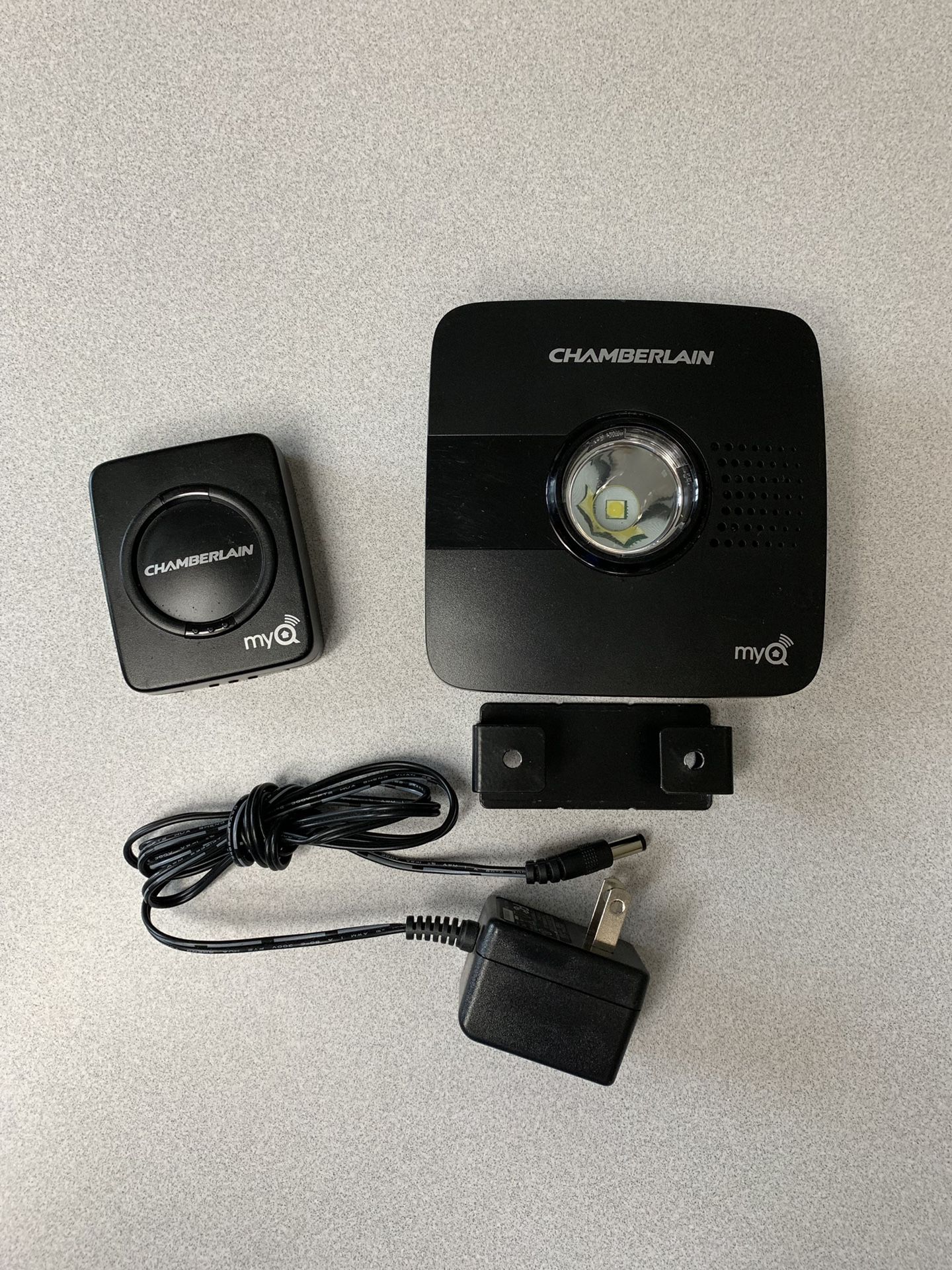 Chamberlain MyQ App Garage Door Controller