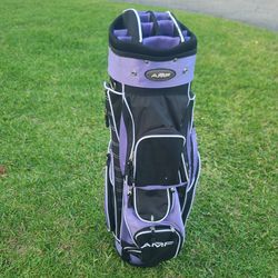 Golf bag with cooler pocket