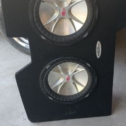Speakers And Amplifier 