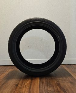 Blackhawk Street-H HU02 [225/40 R18 92W] Ultra-High Performance All-Season