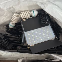 FREE Photography Lighting & Backdrop Equipment 