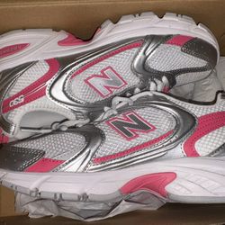 Women New Balance Size 7