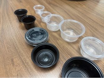 Clear disposable plastic potion cups 2500/cs pack
