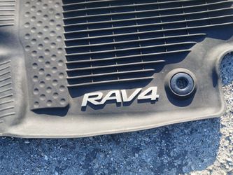 $50 OR BEST OFFER 2019-2025 TOYOTA RAV4 FLOOR MATS RUBBER ALL WEATHER GENUINE OEM