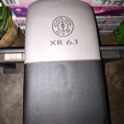 Gold's gym Weight Bench