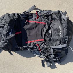 High Sierra Tangent 45 liter hydration backpack
