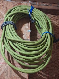 Husky. 3/8 Air Hose