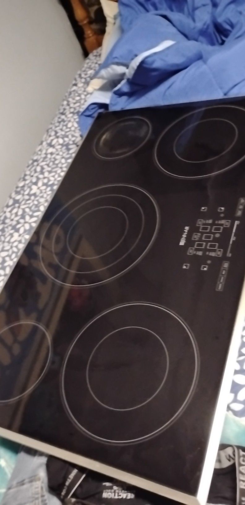 Jenn Air Electric Cook Top 36in 5 Burner Direct Wire Unit