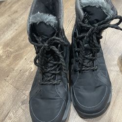  Columbia Winter Boots