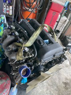Sr20det motor and 5 speed trans