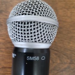 Shure SM-58 wireless microphone mic