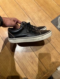 Vans Black Leather Sneakers – Men’s Size 8