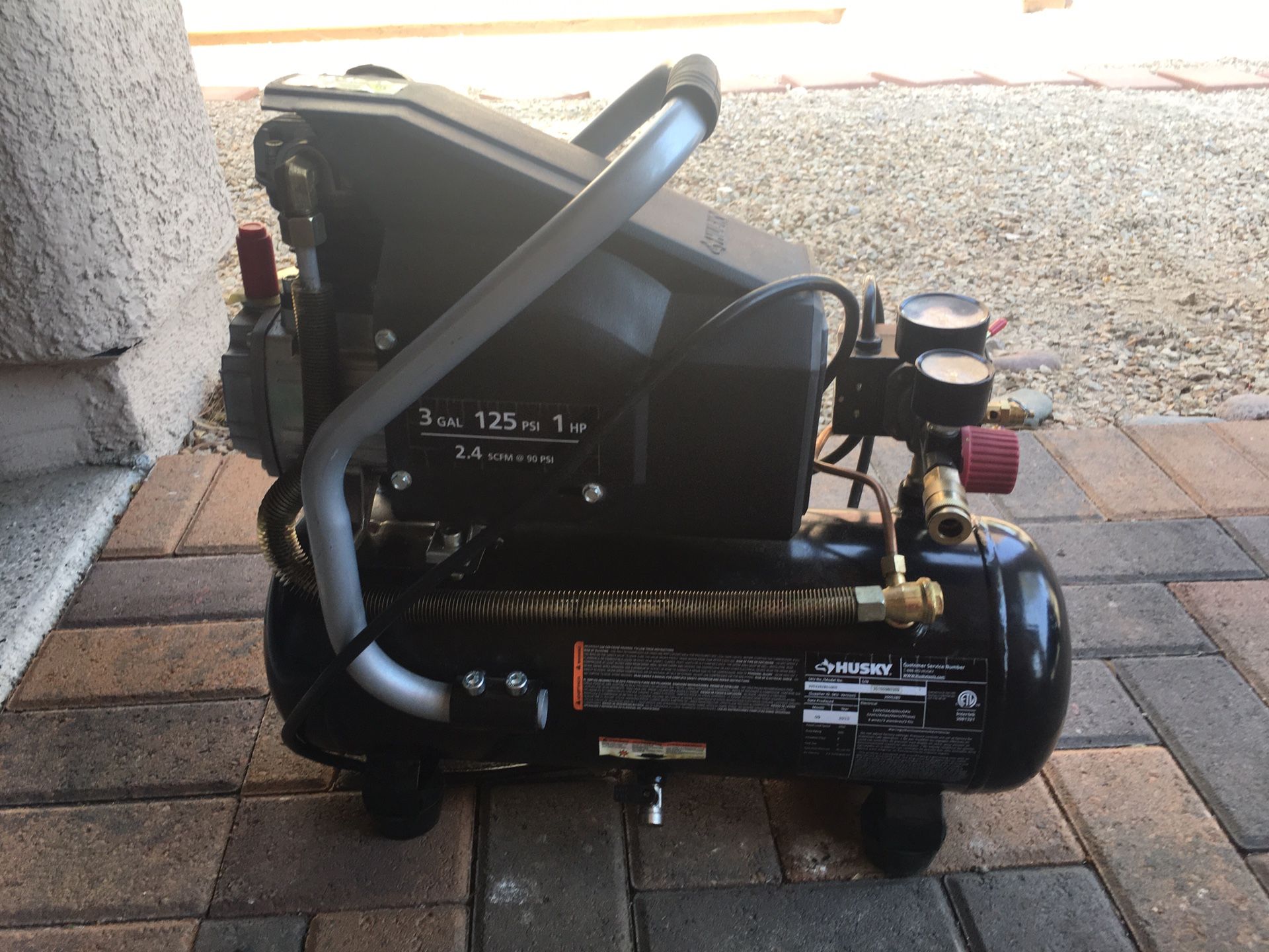 Husky air compressor 3 gal for Sale in Henderson, NV OfferUp