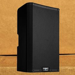 QSC Powered Speaker Bluetooth Mp3 Aux 2 Channel Inputs 2000 Watts 12" PA System K12.2 🚨 Payment Options Available 🚨 No Credit Needed 🚨 