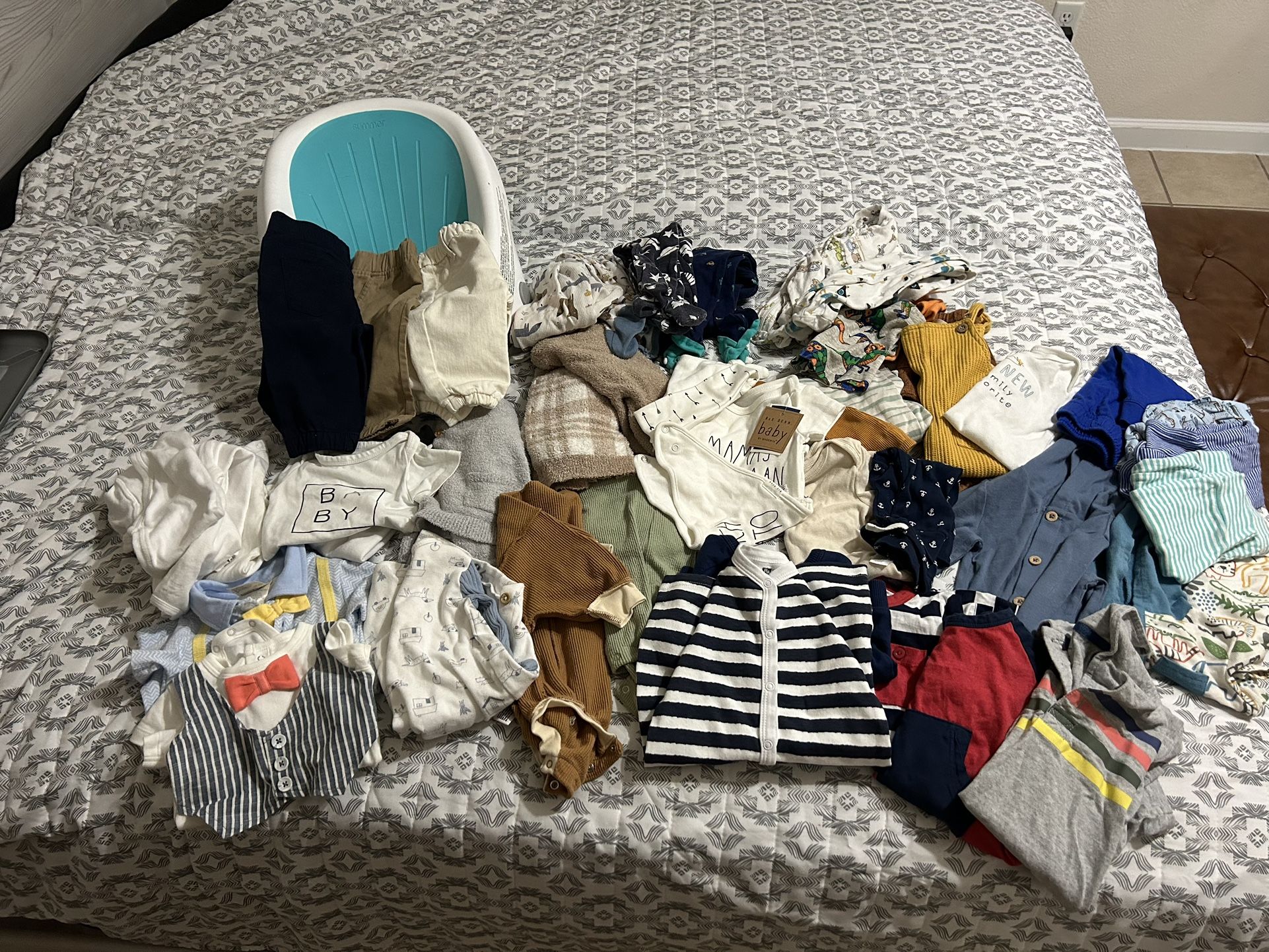 Baby Clothes And Baby Bath 