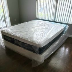 NEW Queen-Size PILLOW TOP MATTRESS and BOX SPRING. Bed frame not included 👍