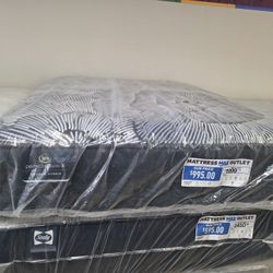 Serta Quilted Hybrid X Queen Mattress New!
