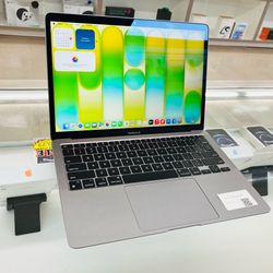 MacBook Air m3 8gb ram 512gb ssd