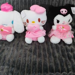 Hello Kitty Plushie 
