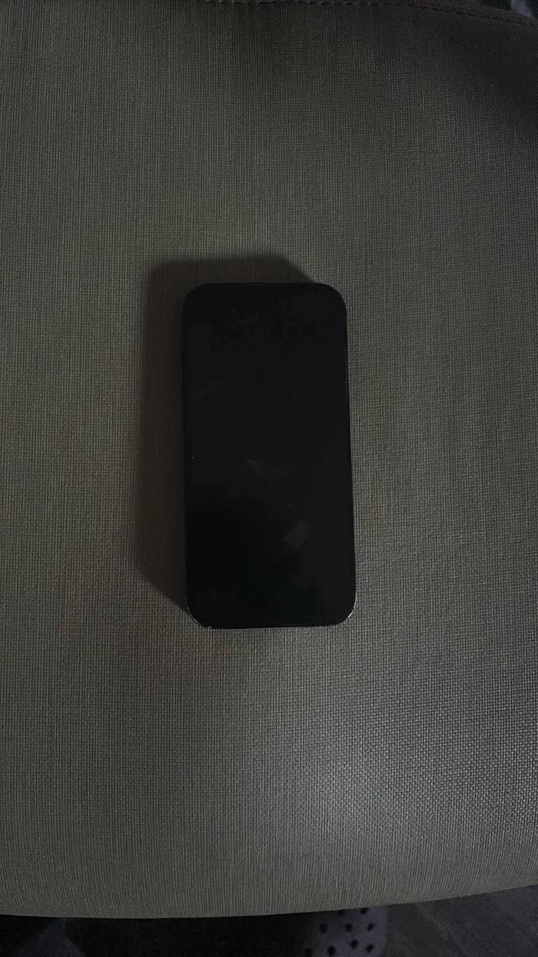 iPhone 14 (ICloud Locked)