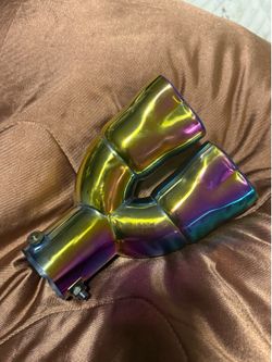 Exhaust muffler