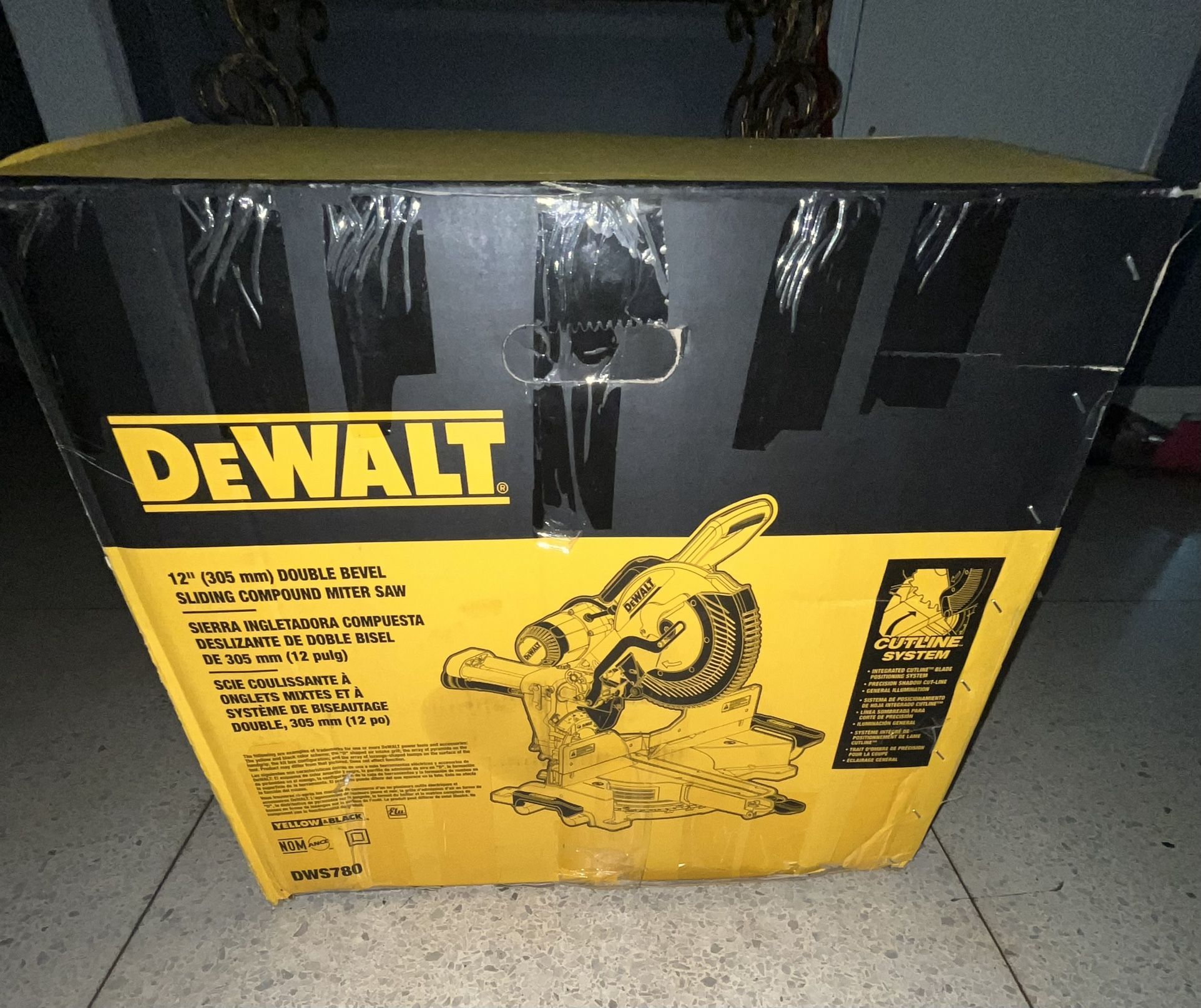 DEWALT 12in. Sliding Compound Miter Saw, 15 Amp Motor, Dual Rails, XPS Cross-Cutting, Model# DWS780