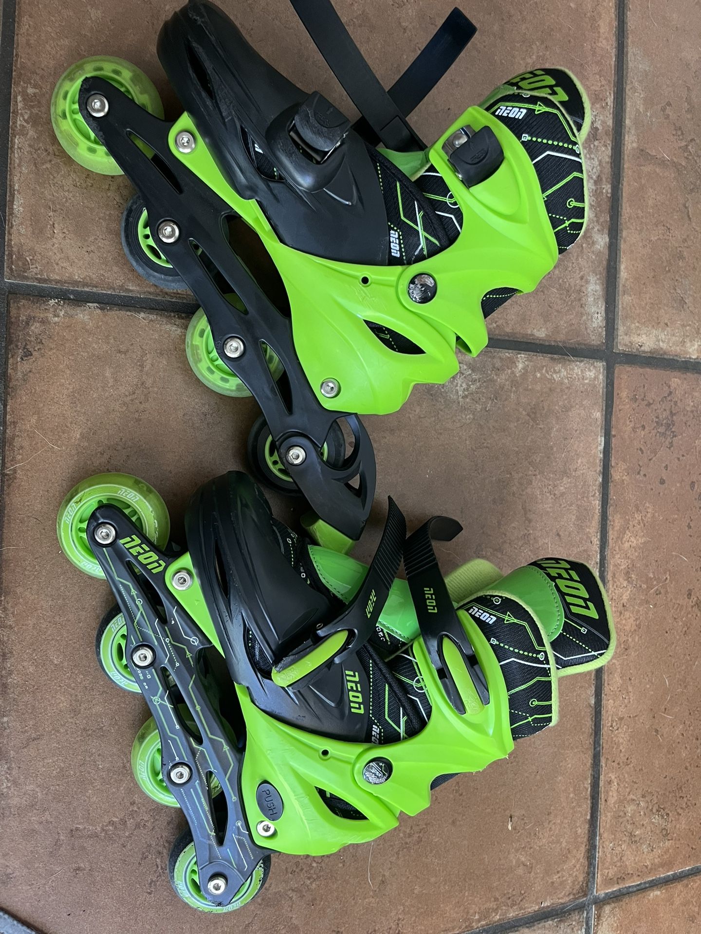 Kid's Adjustable Rollerblades Size 3-6