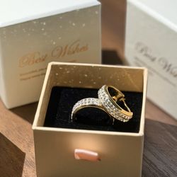 Brand New Shinny Diamond Earring Buy 1 Get 1 Free