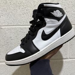 Jordan 1 Black White
