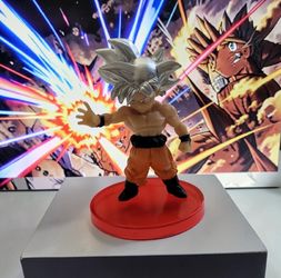 #B) Dragon Ball Adverge 2.5" Mini Figure Son Goku Ultra Instinct Adverge Motion Series. This is an unbranded Dragon Ball Adverge mini figure of Son Go
