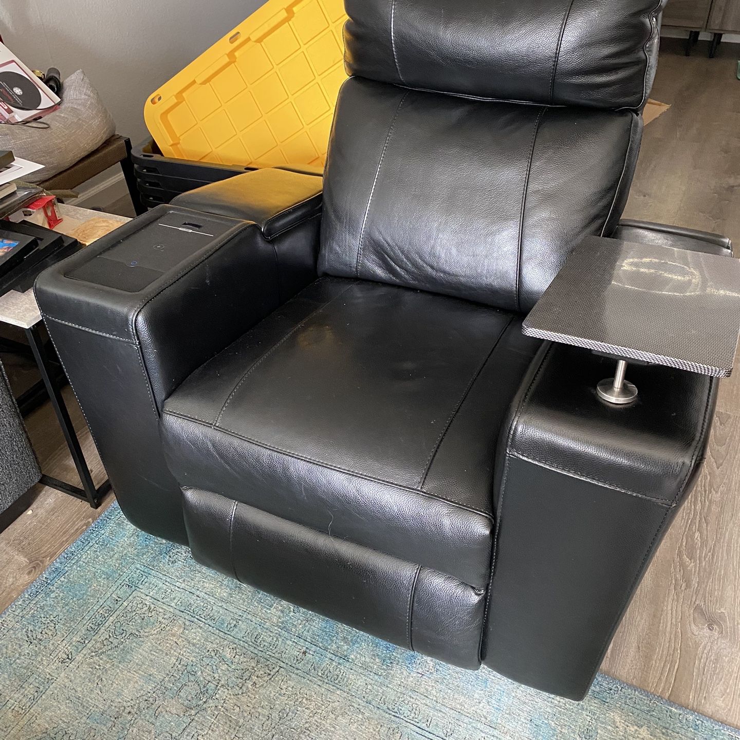 Bluetooth Enabled Theater Style Recliner