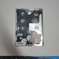 URBAN ARMOR GEAR UAG Microsoft Surface Go 3 / Surface Go 2 / Surface Go [pantalla de 10.5 pulgadas] con correa de mano Outback Pluma resistente [Negro