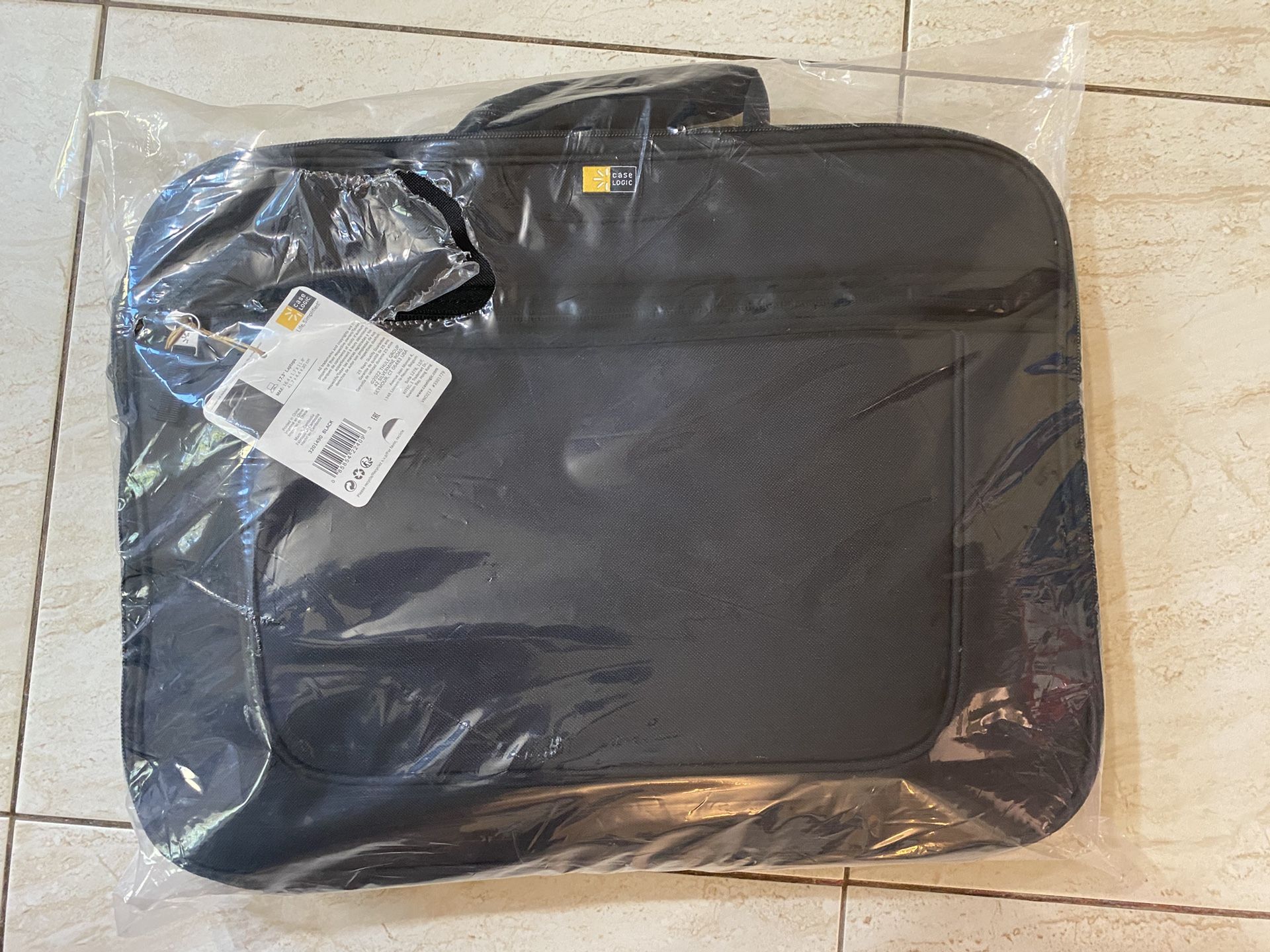 Case Logic Laptop Case 17.3”